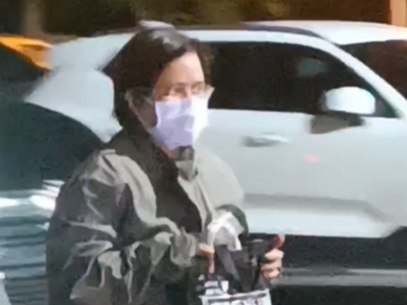 議員參選人王玫瑰與丈夫秀林鄉長參選人胡智民涉賄選 ! 遭搜索查扣證物 當庭逮捕、聲請羈押禁見